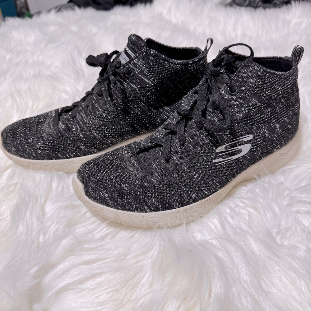 Sketchers black sparkle shoes size 9